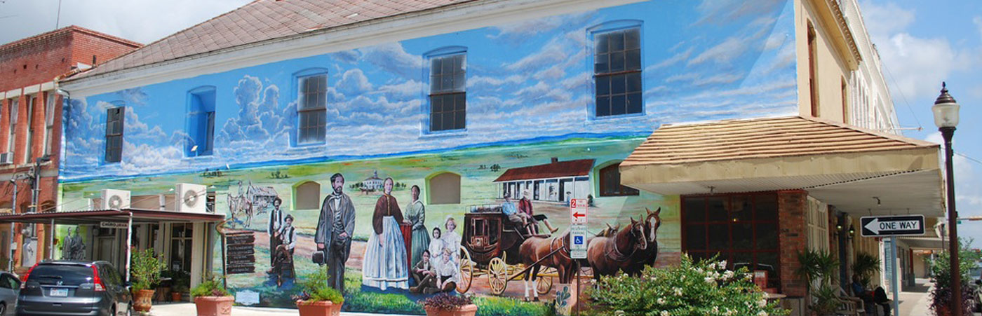 mural in downtown seguin